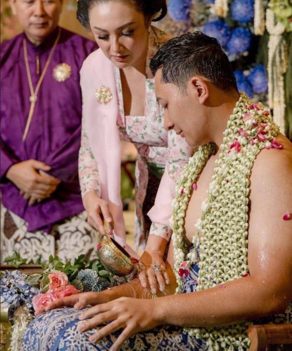 7 Potret Siraman Patricia Schuldtz dan Darma Mangkuluhur