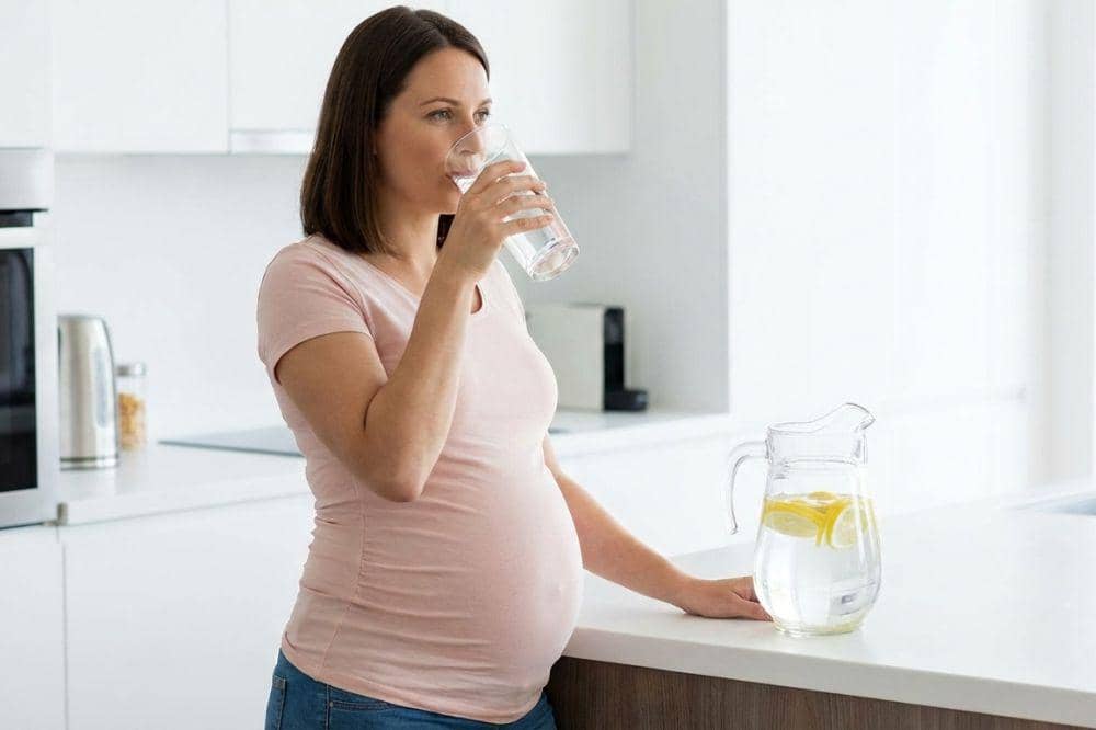 Cara Alami Mengatasi Kulit Berminyak saat Hamil Tua 4