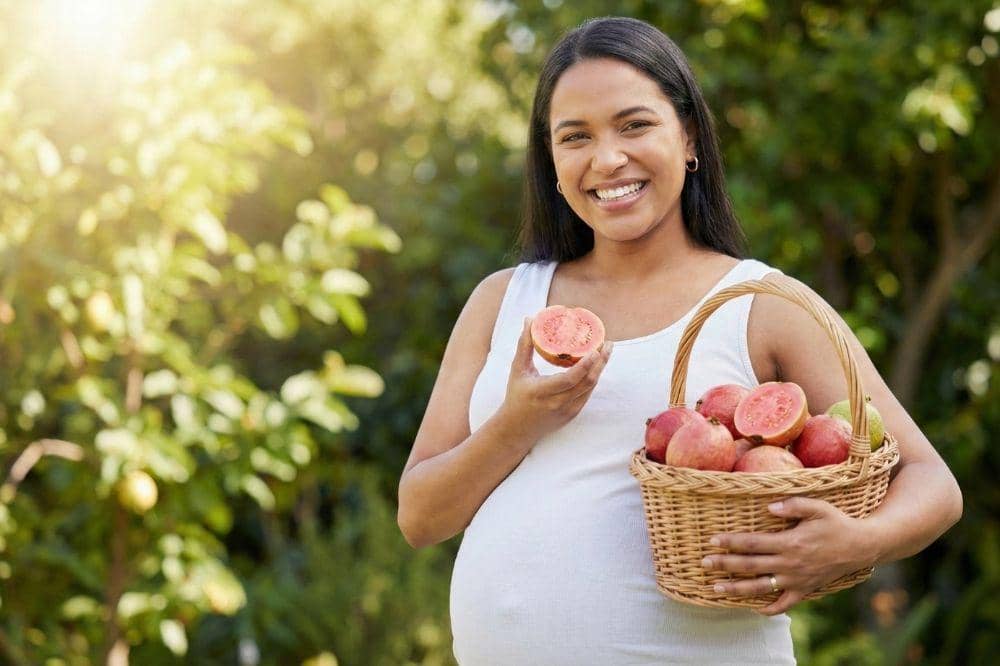7 Kandungan Jambu Biji untuk Kesehatan Ibu Hamil 4