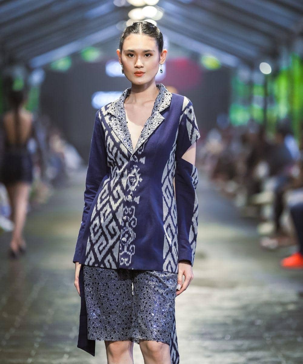 Bali Fashion Trend 2025 Bertema Beyond Beauty di Panggung Mode Global