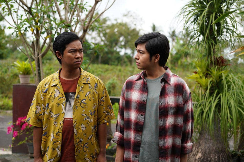 Cerita Sederhana Keluarga di Film Sebelum Dijemput Nenek