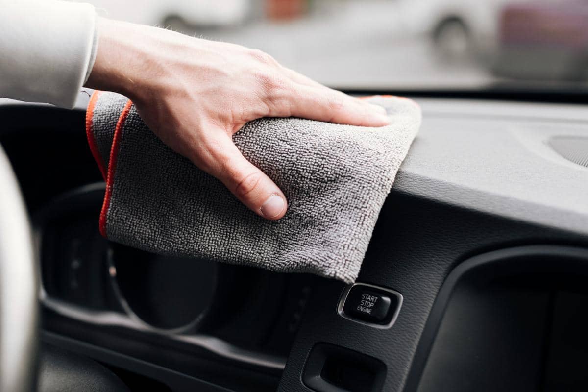 Gunakan kain microfiber