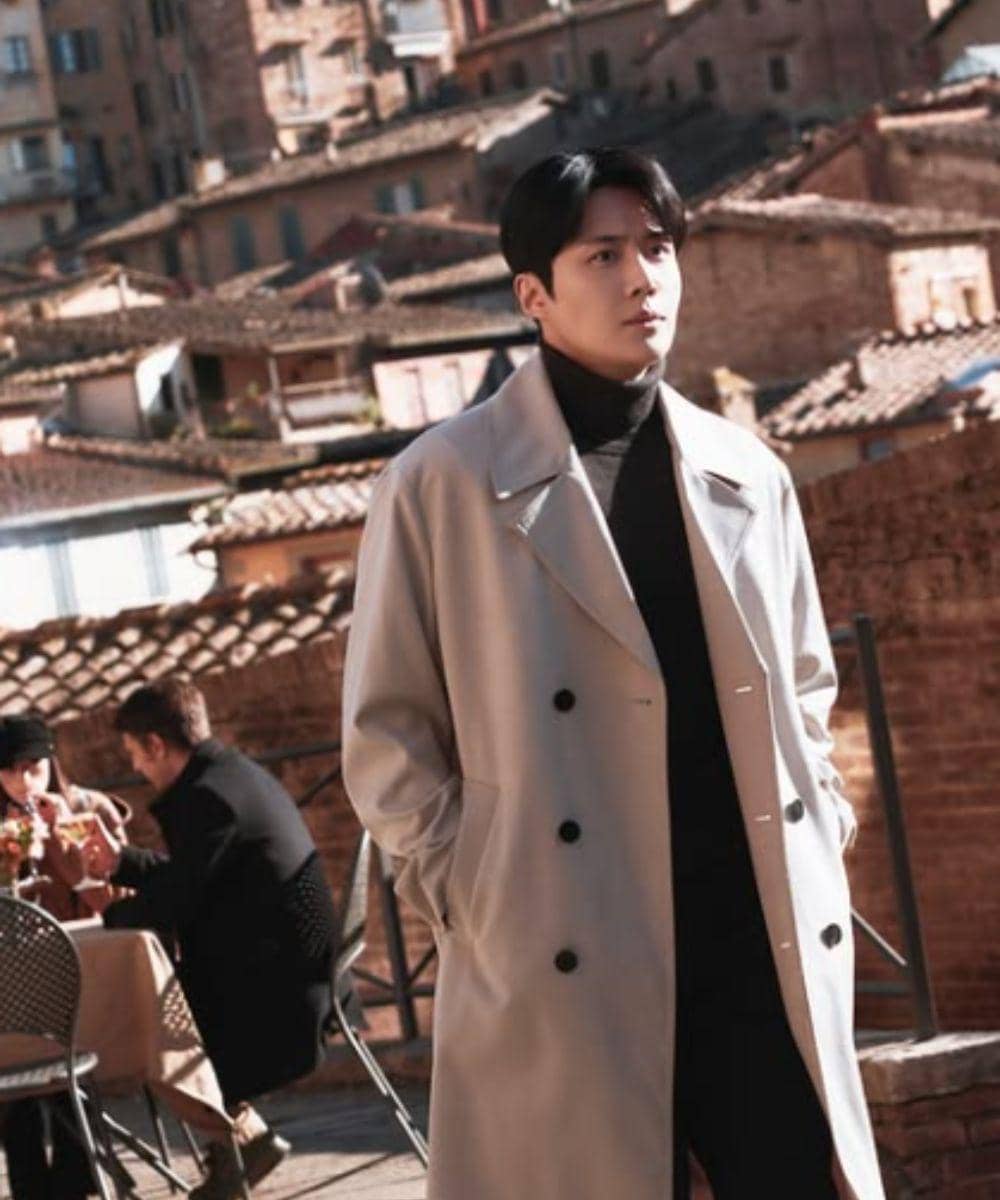 7 Inspirasi Fashion Kim Seon Ho dalam Can this Love be Translated?