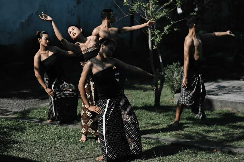 Lirik Lagu Aku yang Engkau Cari Maudy Ayunda, Tentang Pulang dan Penerimaan
