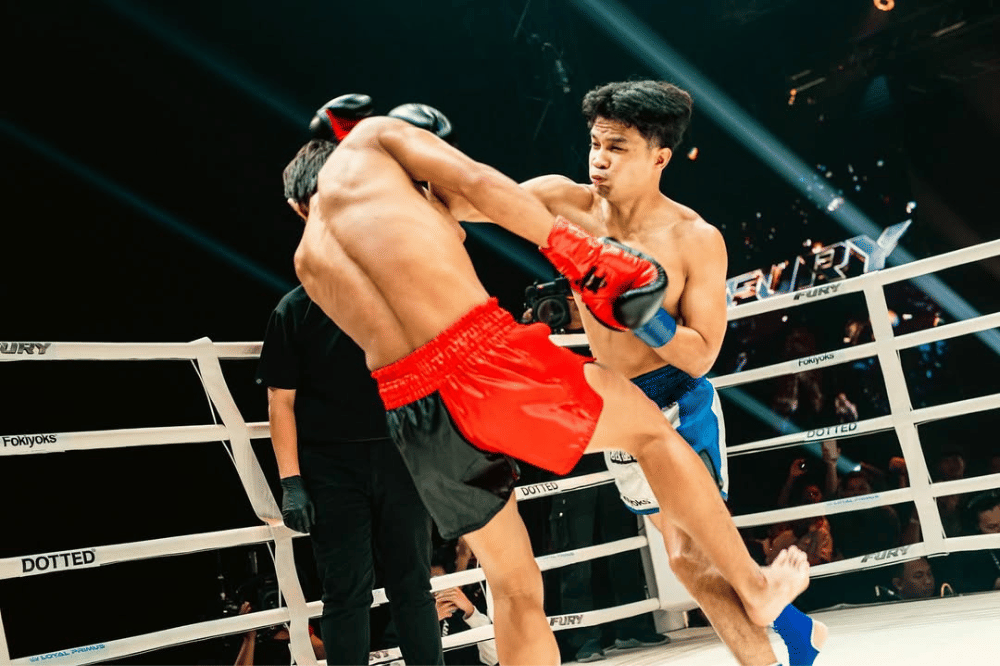 Foto Bareng Ria Ricis, Ini Biodata dan Profil Mikhail Imaan 2.png