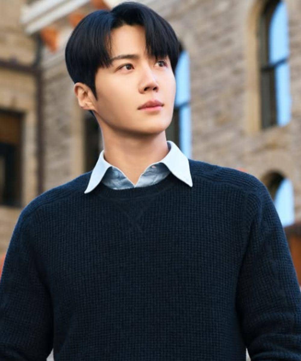 7 Inspirasi Fashion Kim Seon Ho dalam Can this Love be Translated?