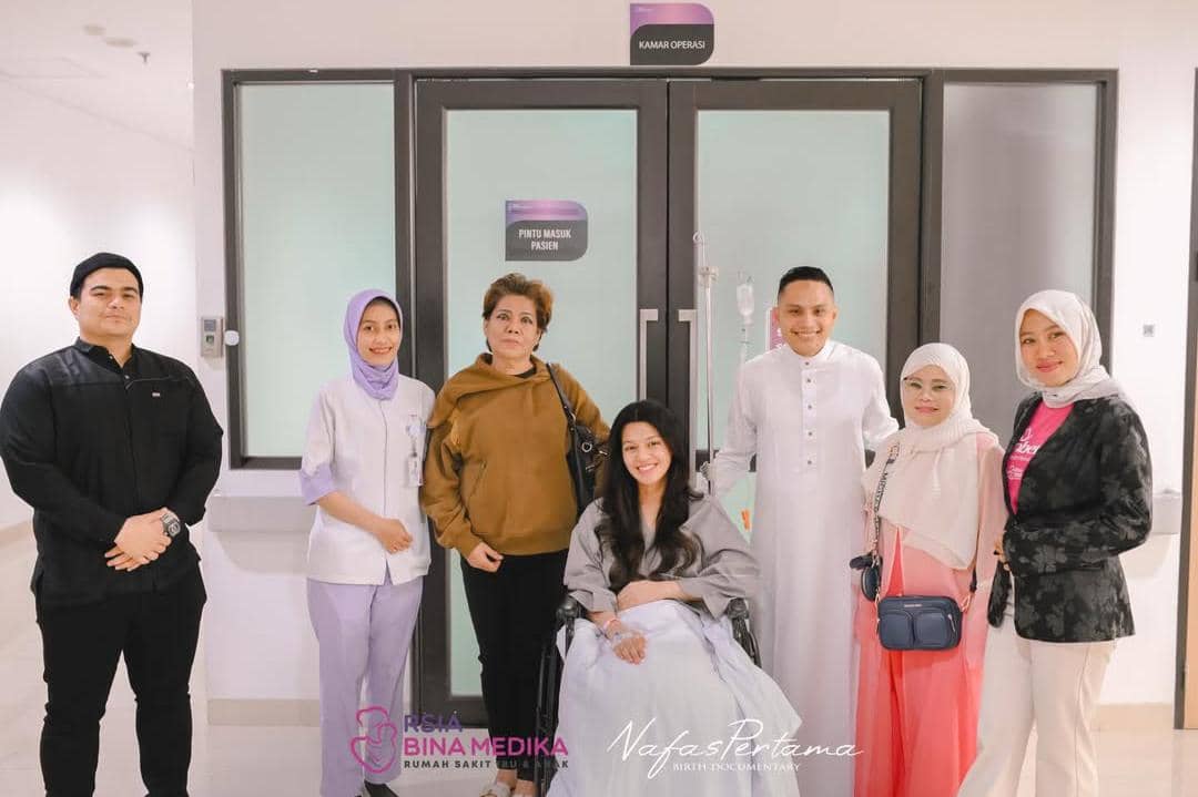 Susan Sameh Melahirkan Anak Pertama 4.jpg