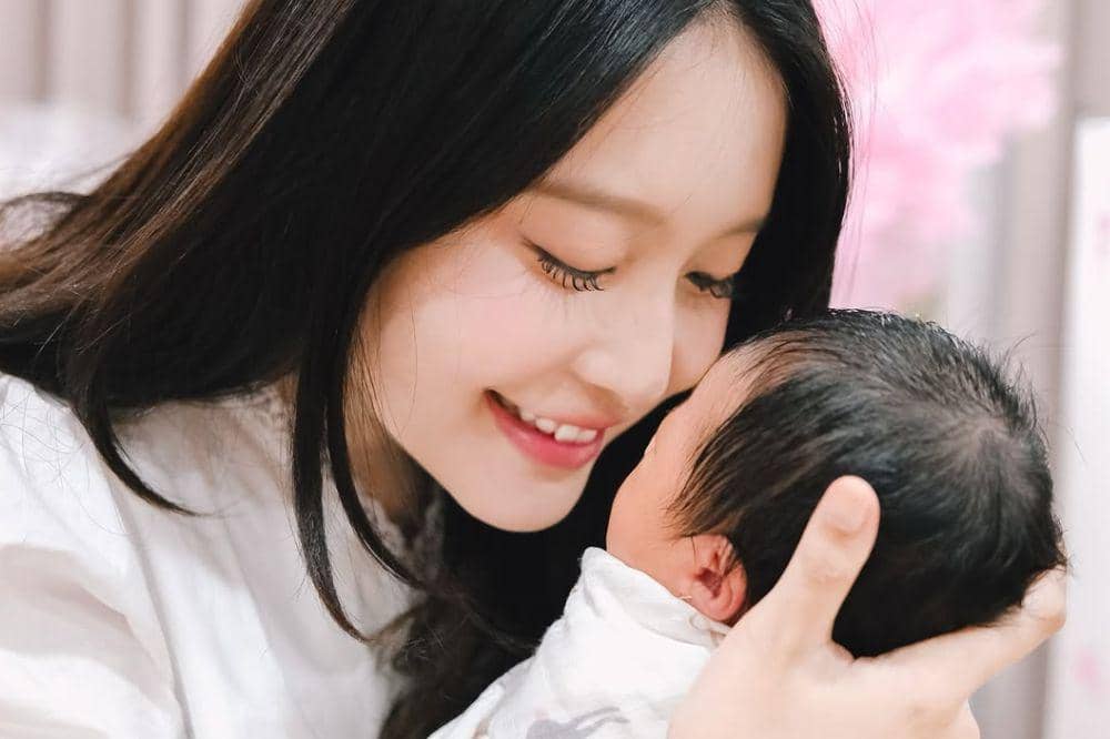 Nita Vior Buka Suara soal Perubahan Berat Badan di Masa Menyusui (4).jpg