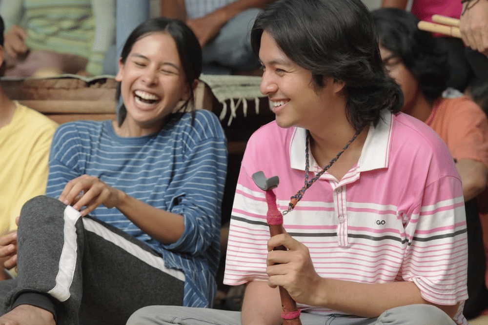 Makna Lagu “Aku yang Engkau Cari” Maudy Ayunda di Film Para Perasuk