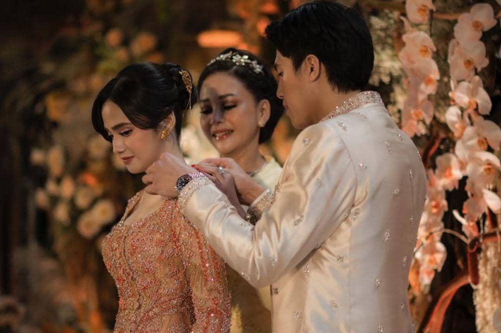 5 Fakta Lamaran El Rumi dan Syifa Hadju 1