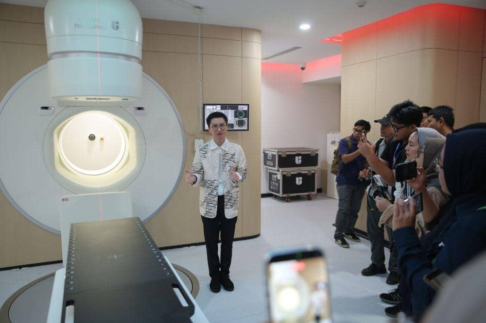 Harapan Baru untuk Keluarga Pejuang Kanker dengan Radioterapi CT-LINAC.jpg