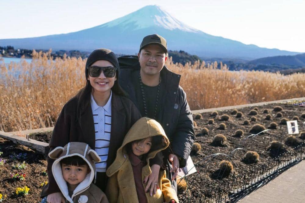 Chelsea Olivia Didoakan Penggemar Hamil Anak Ketiga.jpg