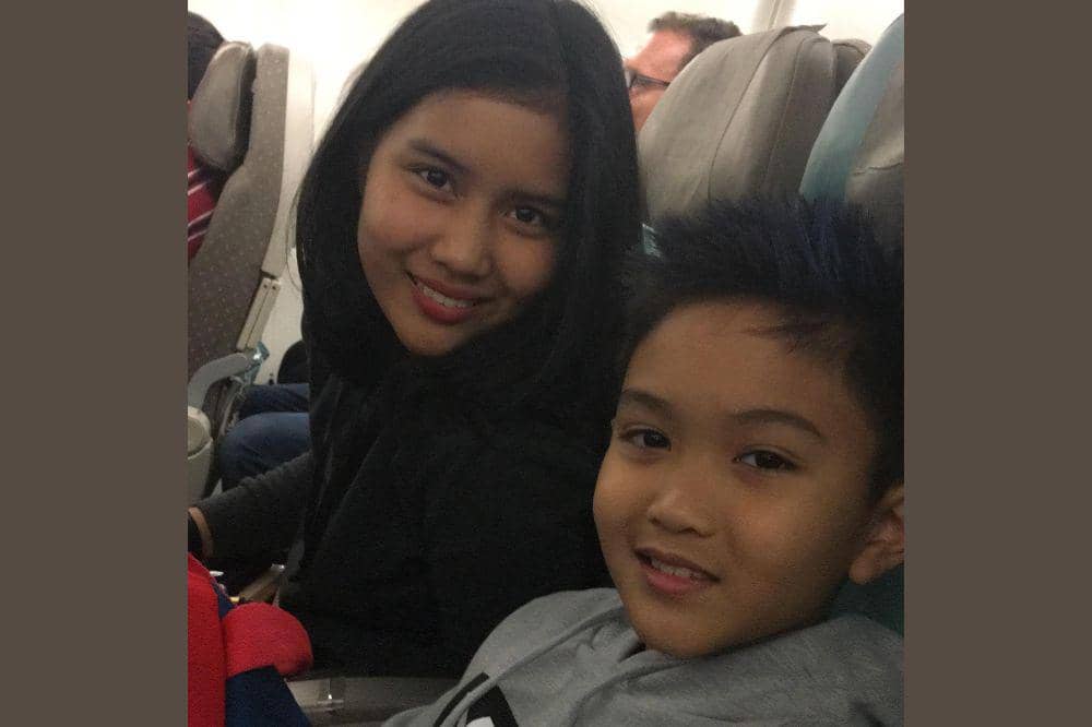 Kedua anak Yosi dan Aprilla