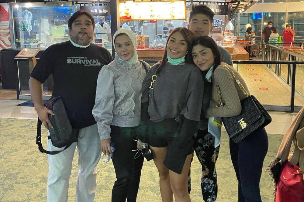 10 Fakta Keluarga Lula Lahfah