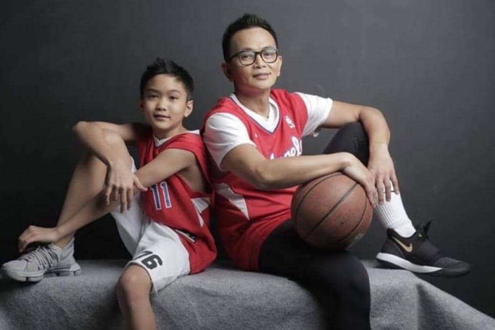 Yosi Project Pop bersama kedua