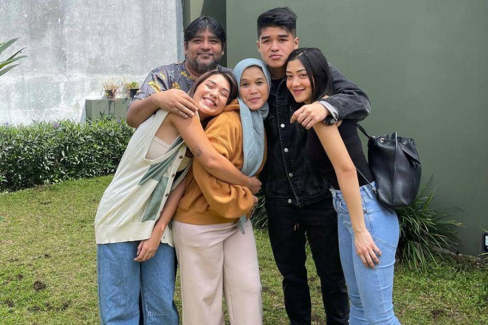 10 Fakta Keluarga Lula Lahfah