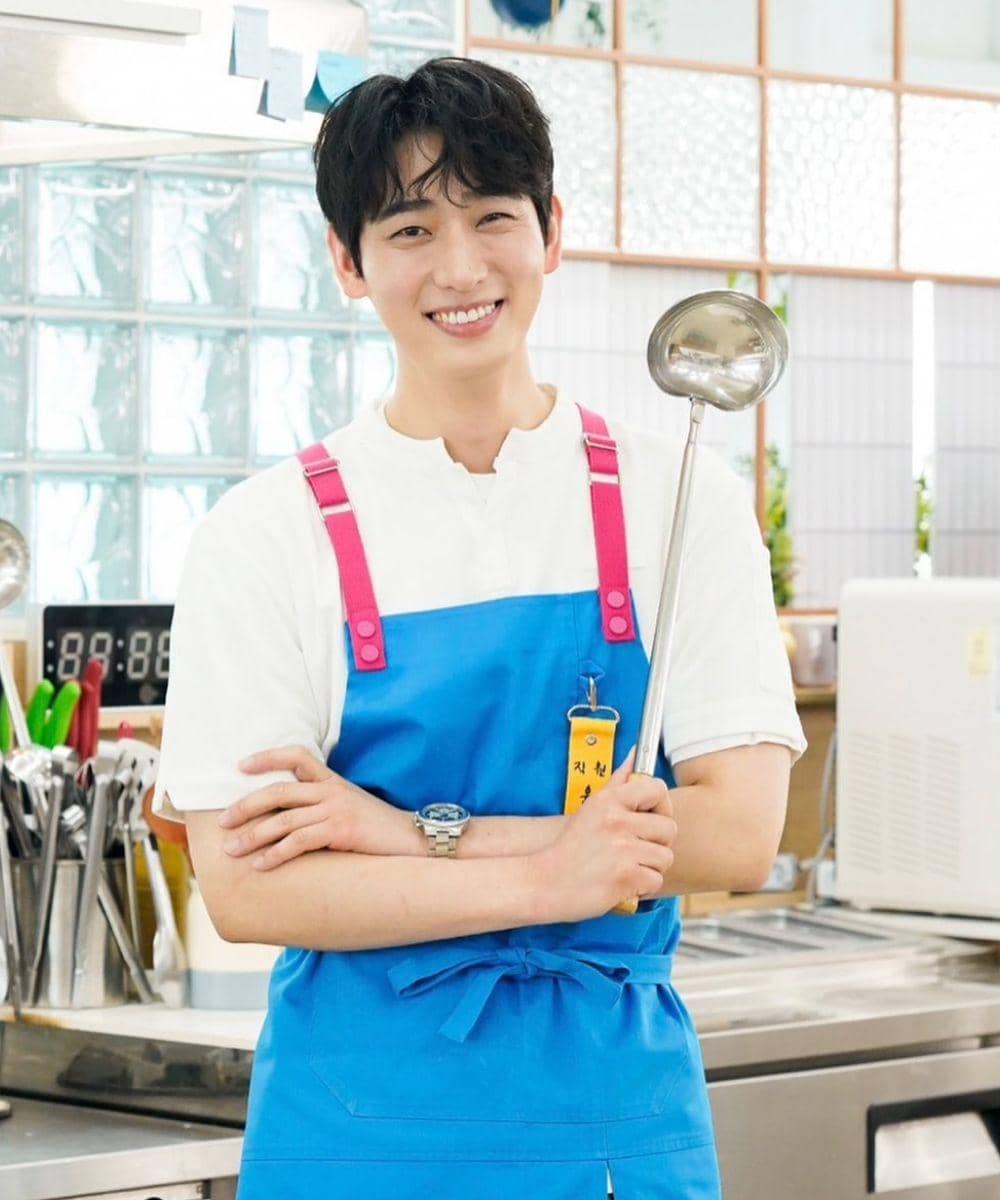 Yoon Bak dan Kim Su Bin Sambut Kelahiran Anak Pertama Laki-Laki.jpg