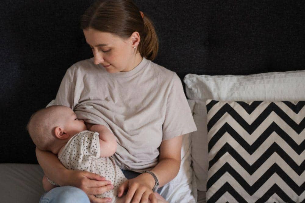 Bukan Sekadar Nutrisi, ASI Menjadi Sumber Mikroba Baik bagi Bayi (3).jpg