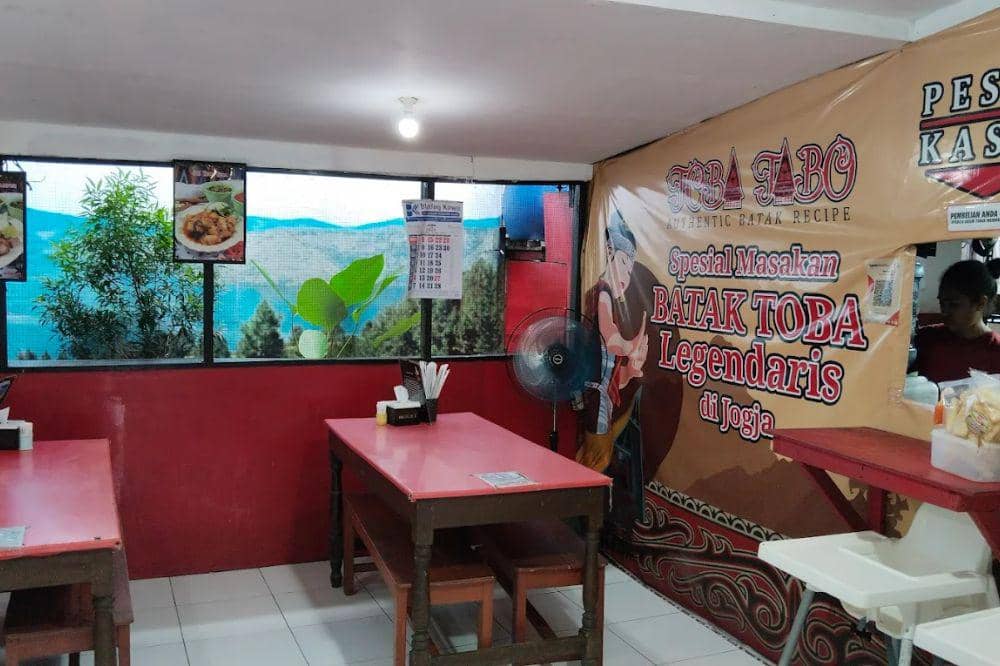 10 Kuliner Non Halal Terdekat di Jogja, Sudah Puluhan Tahun (10).jpg