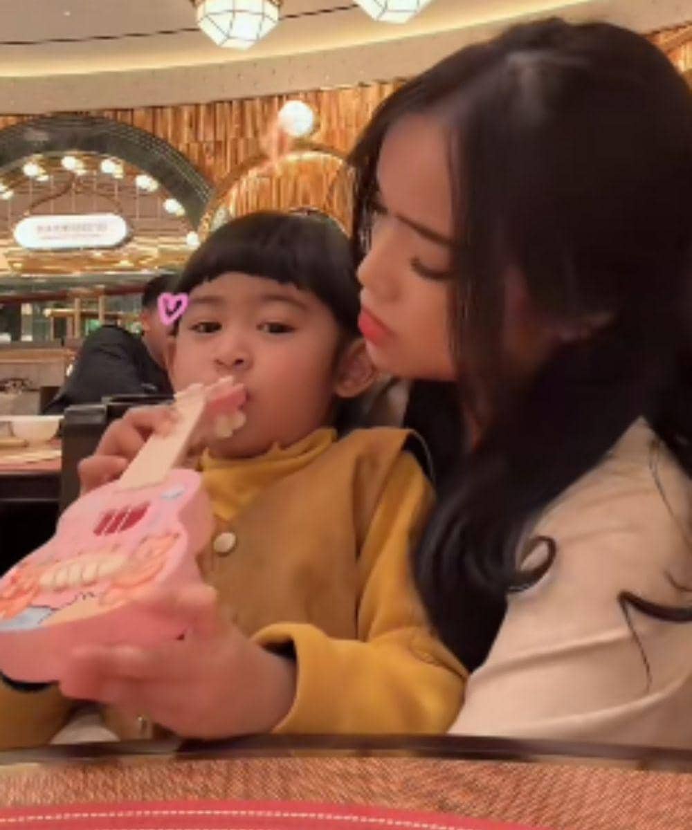 kedekatan fuji dan moana