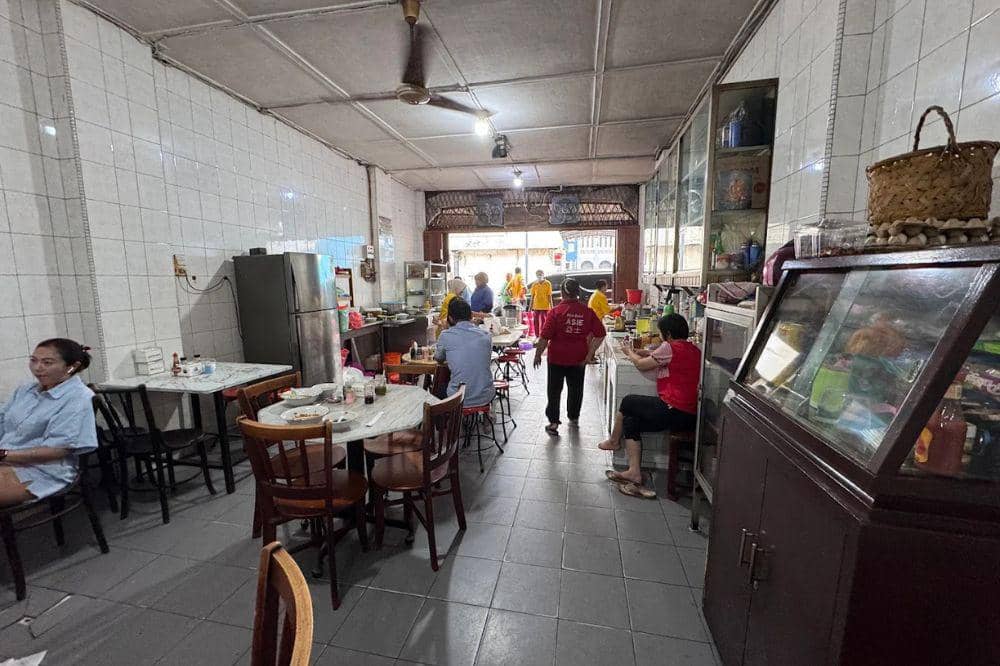9 Kuliner Non Halal Terdekat di Medan, Legendaris dan Selalu Ramai (8).jpg
