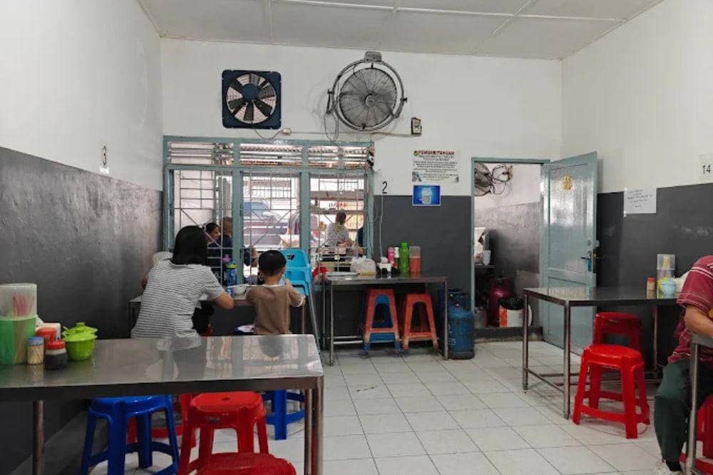 9 Kuliner Non Halal Terdekat di Medan, Legendaris dan Selalu Ramai (3).jpg