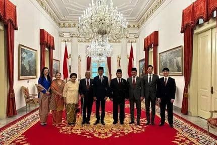 Keluarga Thomas Djiwandono 3.jpg