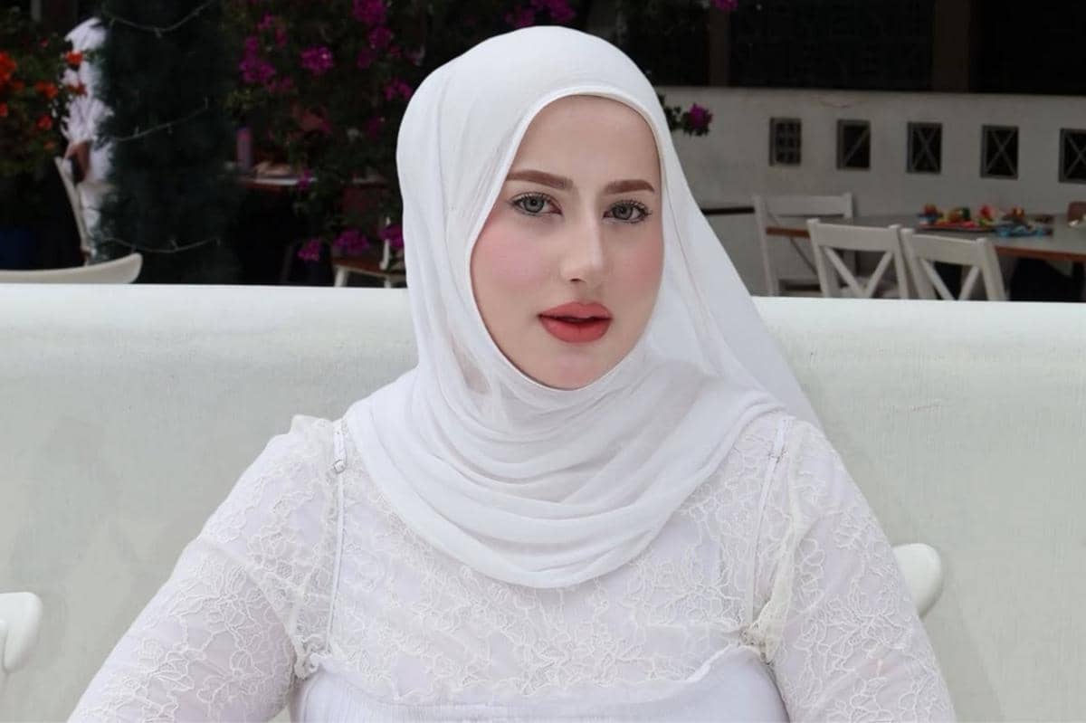 profil Tasyi Athasyia