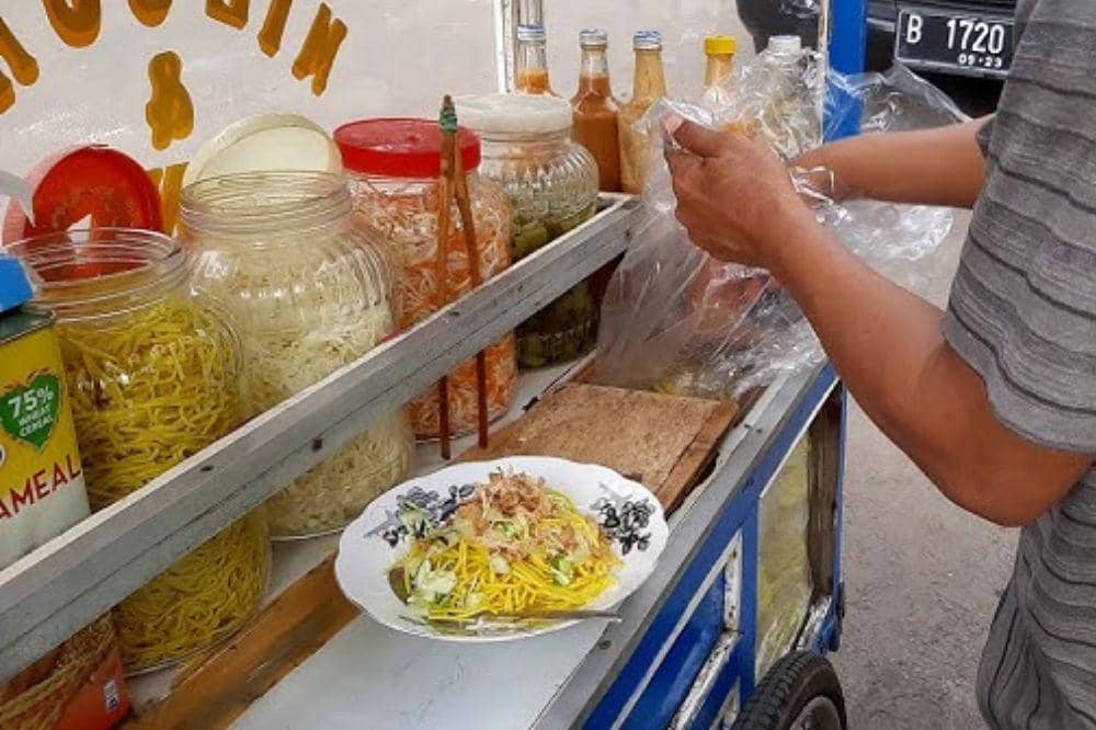 Asal Usul Rujak Juhi, Sajian Legendaris dari Betawi (4).jpg