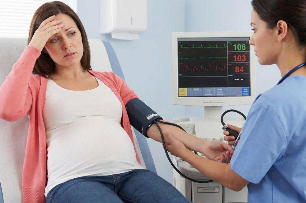 7 Dampak Buruk Susah Tidur saat Hamil Tua 2