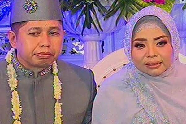 Pernikahan Artis yang Bertahan di Bawah 4 Bulan 3.jpg