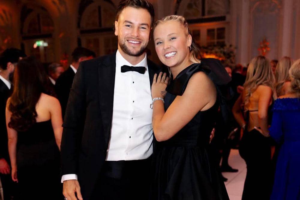 JoJo Siwa Memberikan Kabar Terbaru Rencana Memiliki Bayi dengan Chris