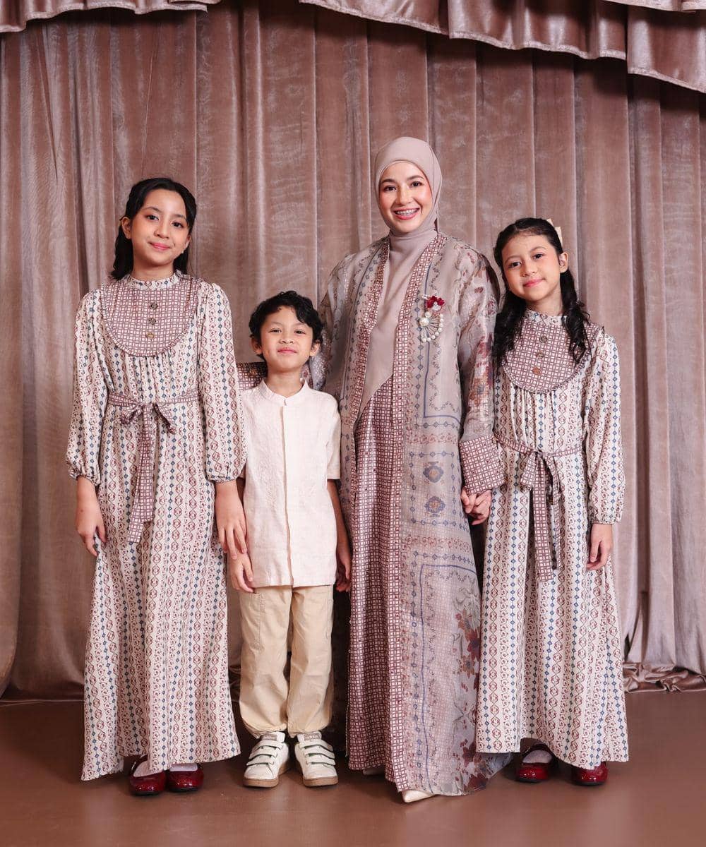 artis model baju lebaran 2026