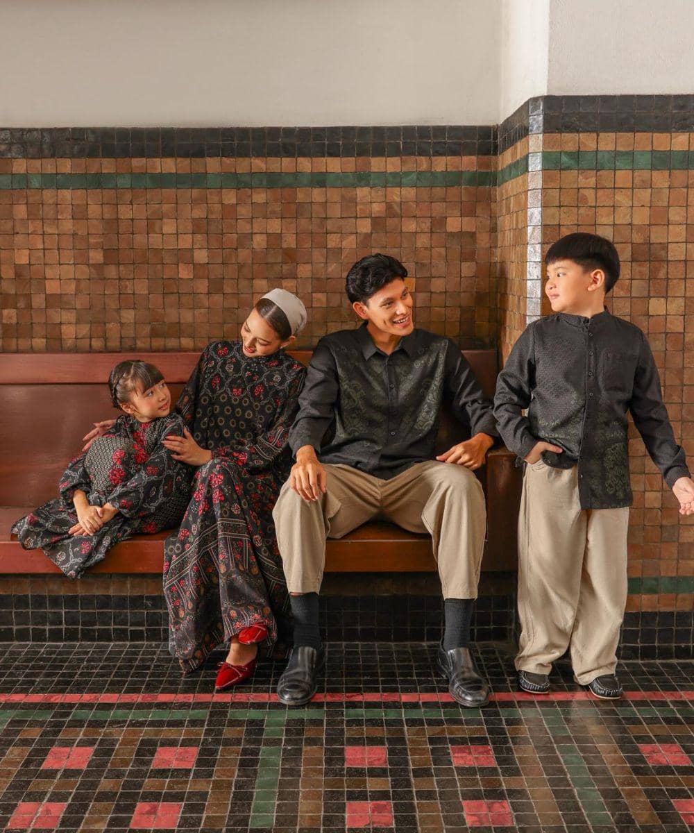 Brand lokal dengan koleksi baju lebaran sarimbit 