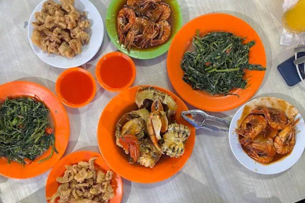 7 Tempat Makan Halal di Kelapa Gading, Jangan Sampai Terlewat!