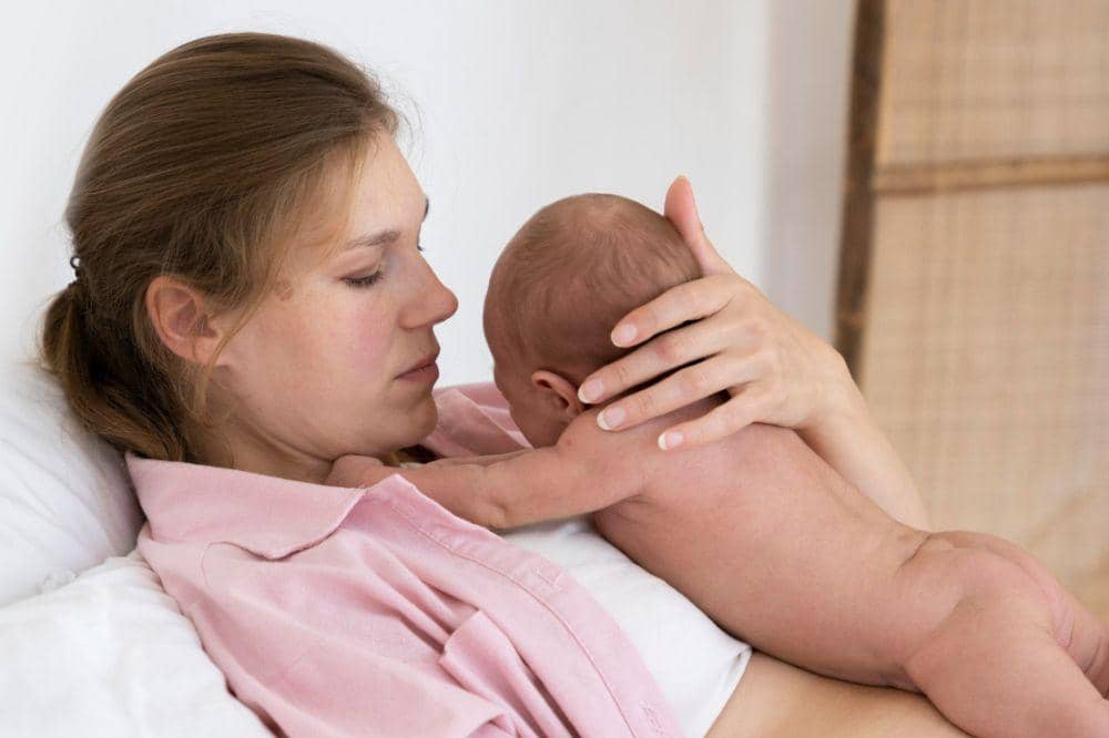 Larangan Bagi Ibu yang Baru Melahirkan