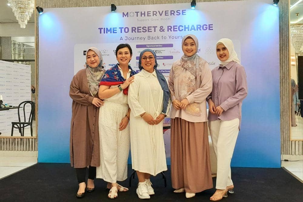 Founder dan Narasumber acara Motherverse