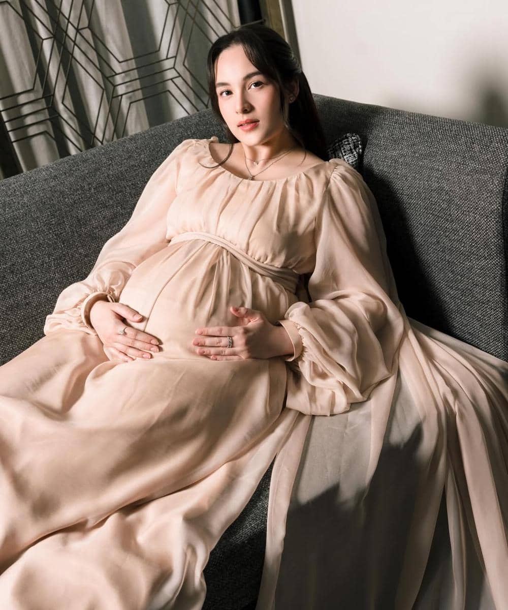 maternity chelsea islan 3.jpg
