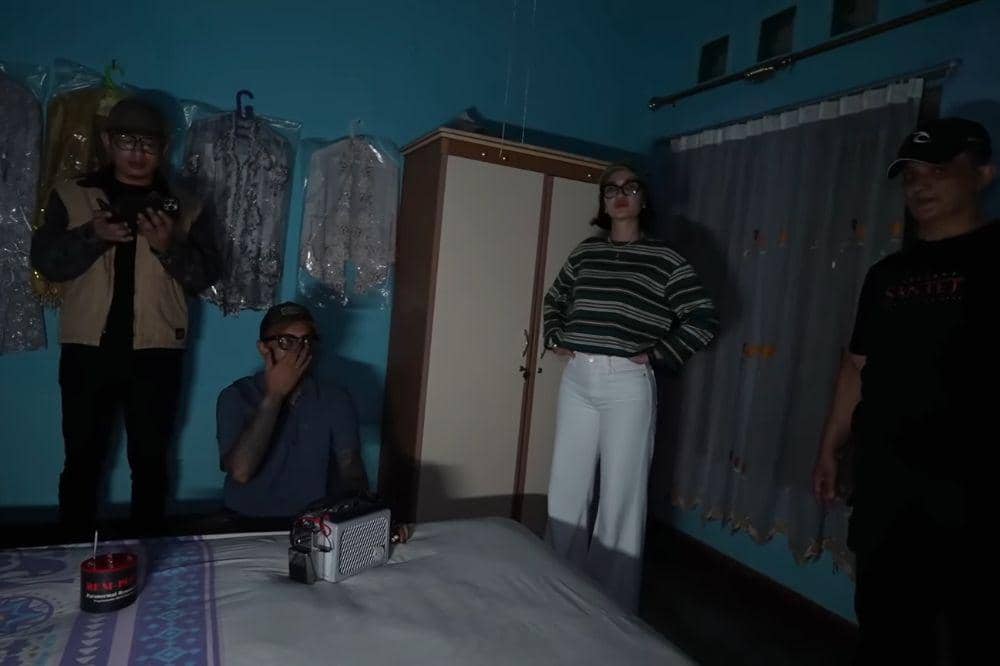 5 Foto Kamar Tempat Suzzanna Meninggal Dunia 4