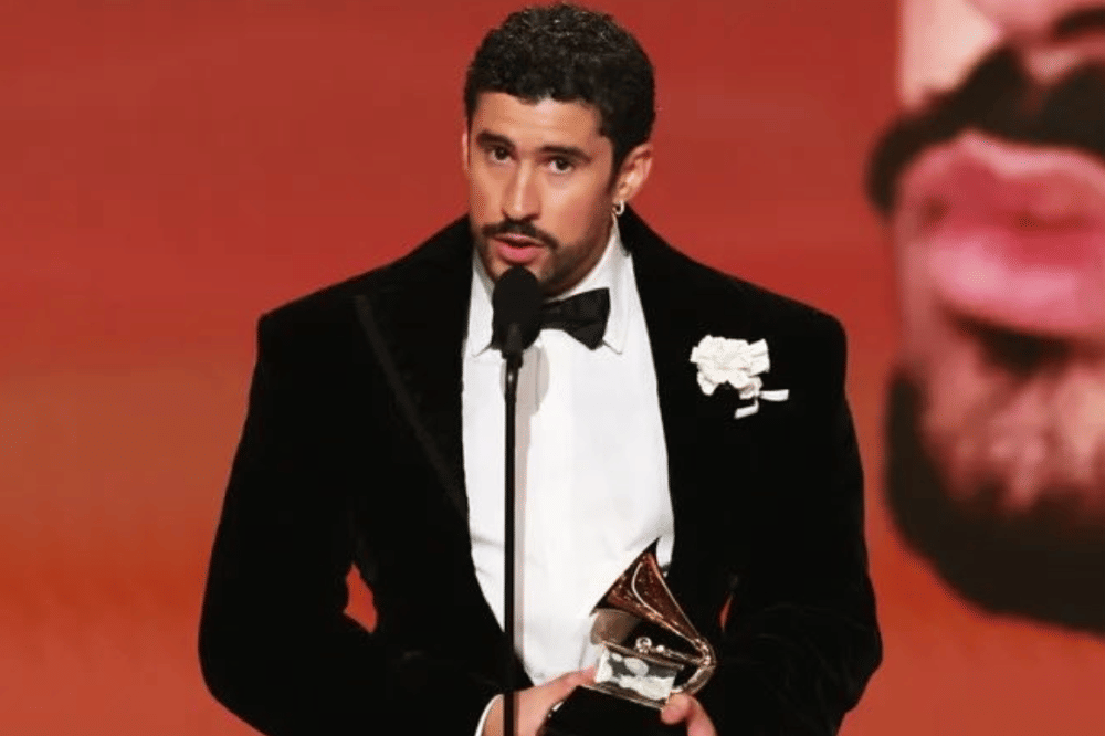 Profil Bad Bunny, Cetak Sejarah di Grammy Awards dan Super Bowl (5).png