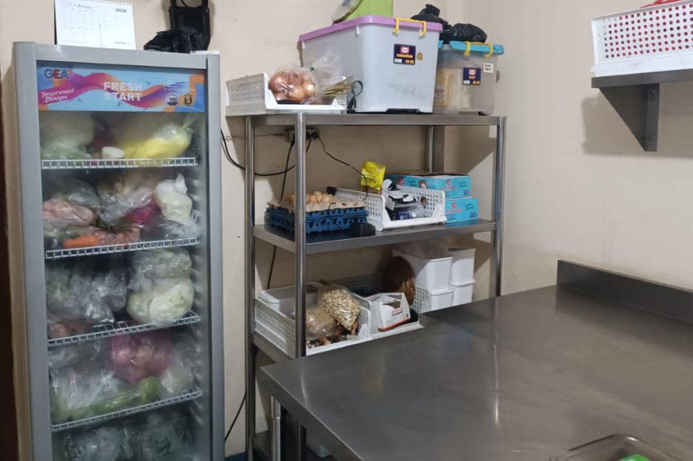 Mengenal Dapur UMKM di Balik Program MBG di Omah Kulina Bintaro