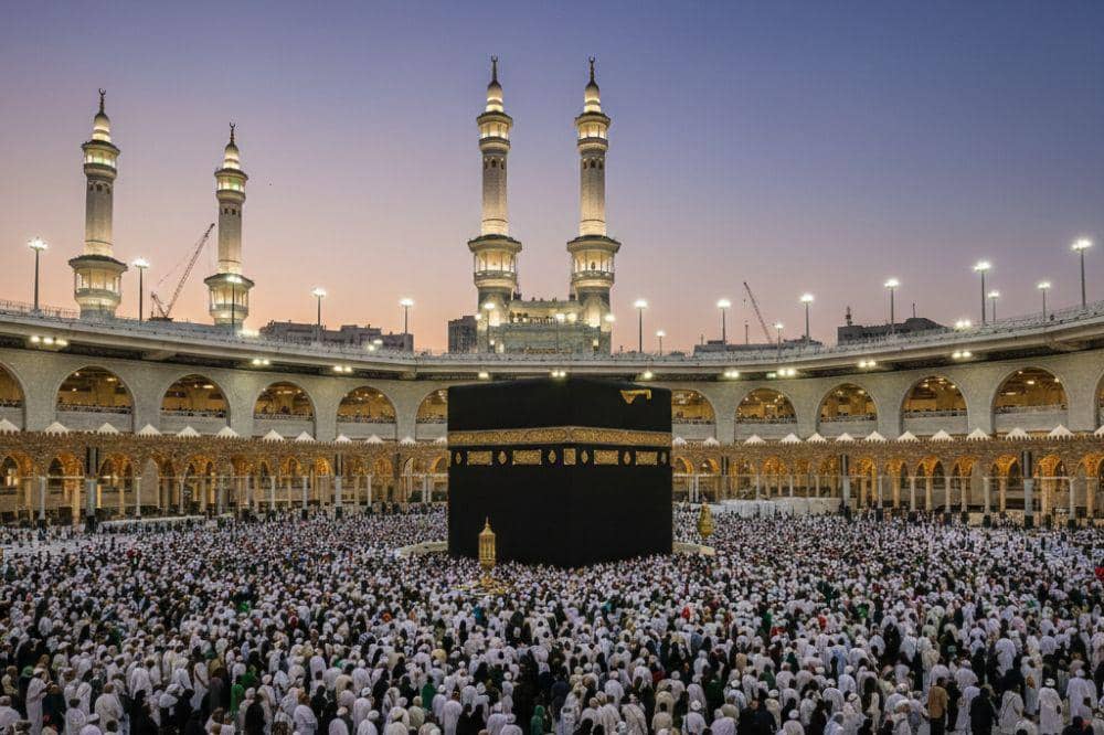 Bacaan Niat Mandi Umroh dan Haji beserta Hukum Sunnahnya. Ini Adabnya!