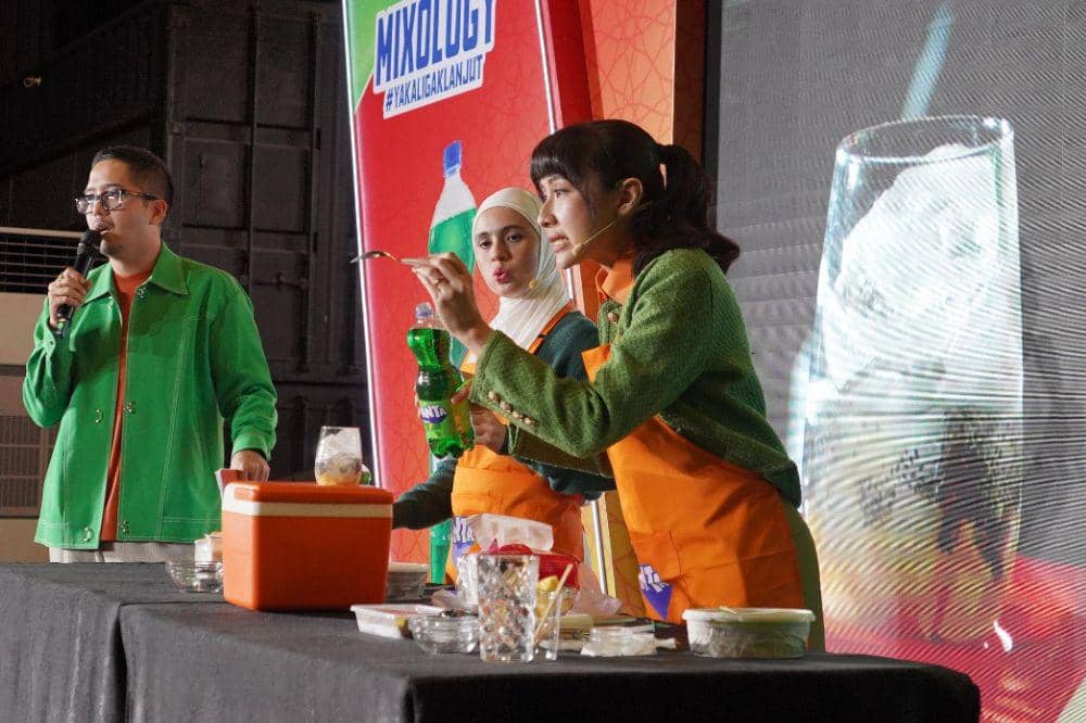 3 Kreasi Fruit Punch untuk Buka Puasa ala Nycta Gina dan Chef Putri (1).jpg