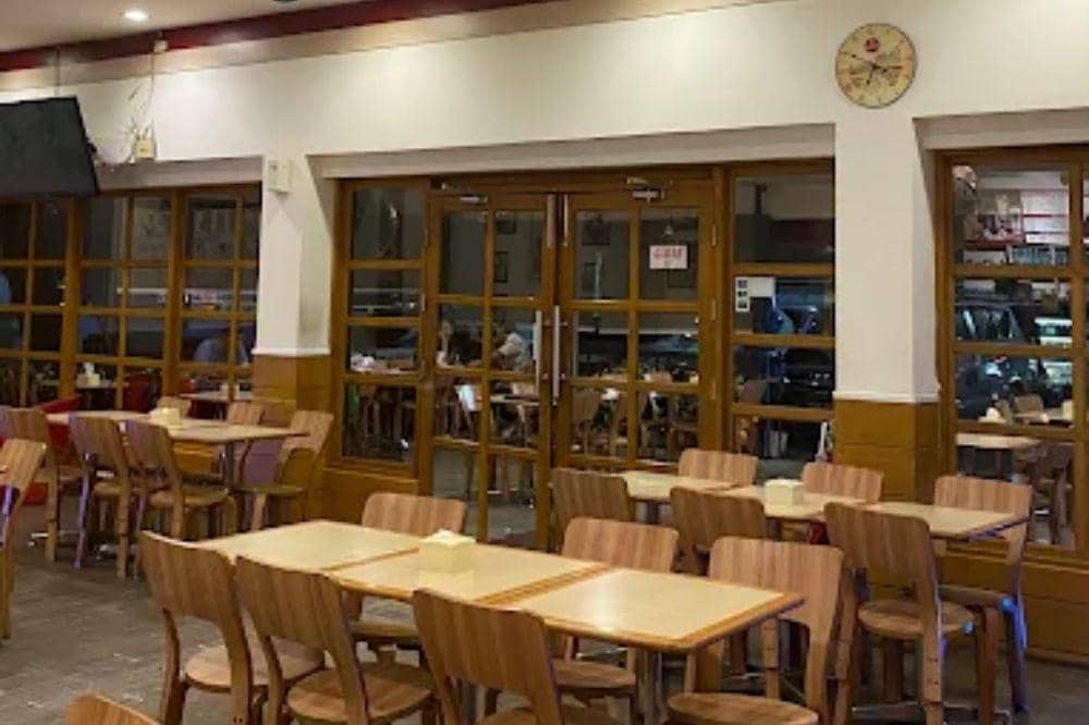 6 Tempat Sarapan di Palembang yang Legendaris dan Wajib Dikunjungi