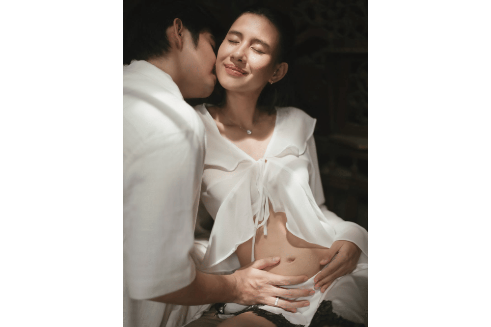 Foto Maternity Shenina Cinnamon dengan Angga Yunanda 8.png