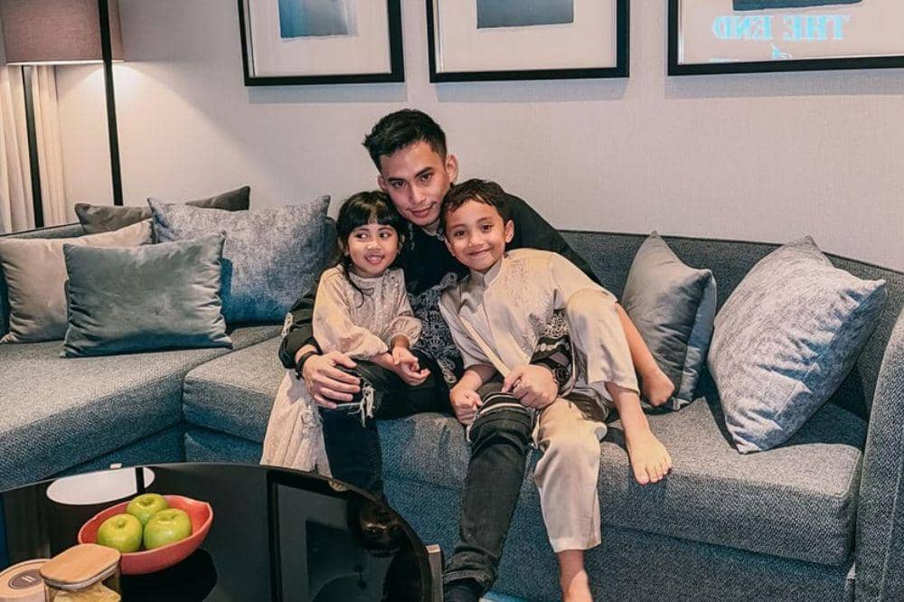 Klarifikasi Okin soal Tak Hadir di Acara Xabiru dan Chava 1