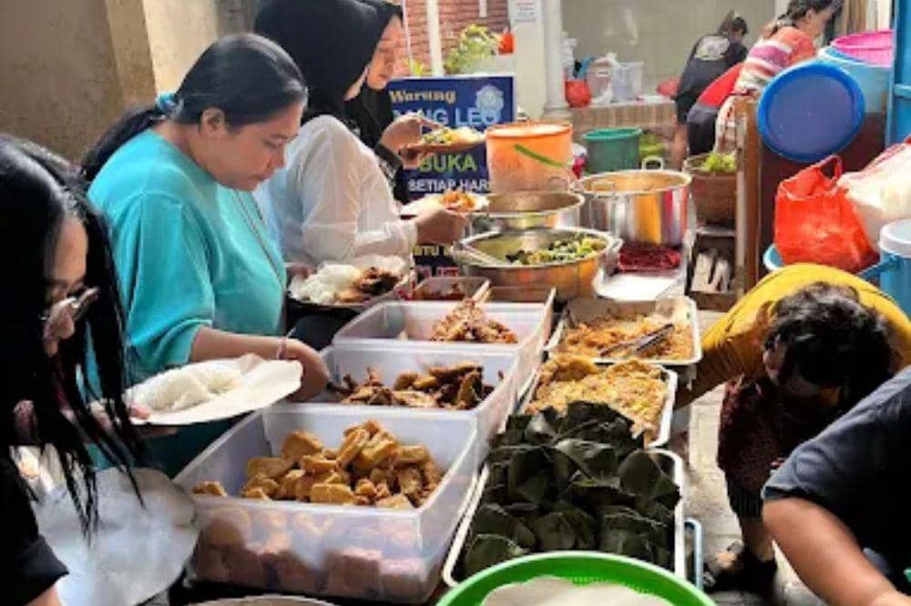 7 Tempat Sarapan di Malang, Harga Rp10.000 Sudah Bikin Kenyang Banget!