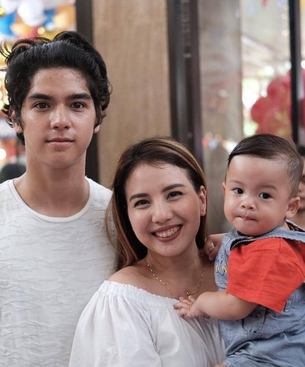 Instagram.com/tya_ariestya