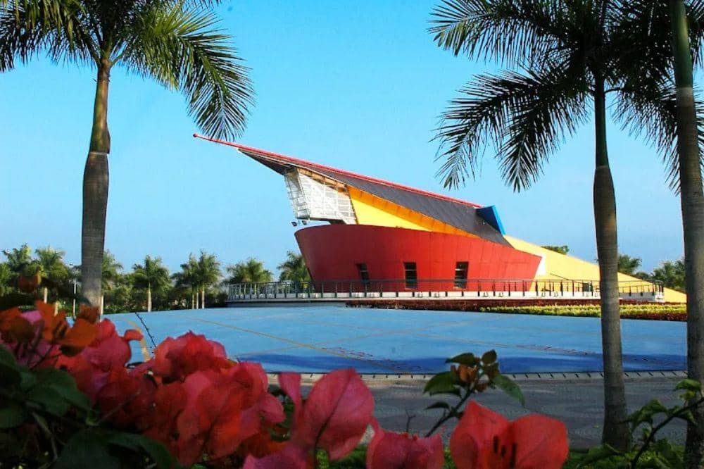 7 Tempat Wisata Dekat Stasiun Padalarang, Cocok untuk Trip Singkat (4).jpg