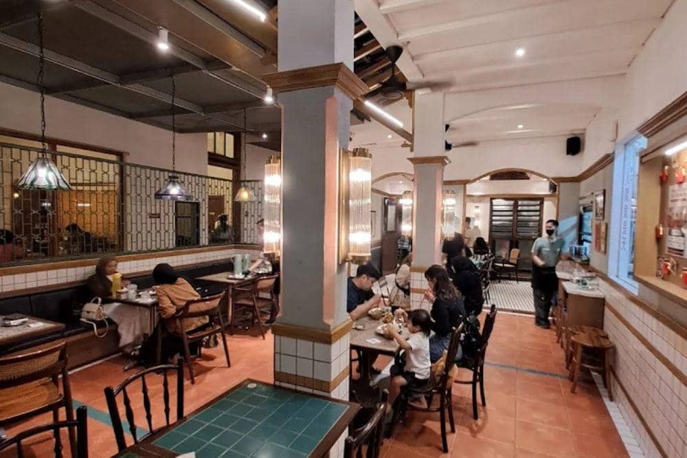 7 Tempat Sarapan di Bandung, Pilihan Enak Isi Energi Pagi (6).jpg